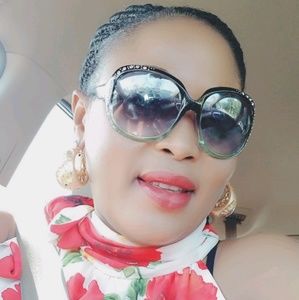 Meet your Posher, Ayotunde